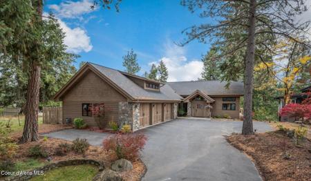10812 LAKEVIEW DR
