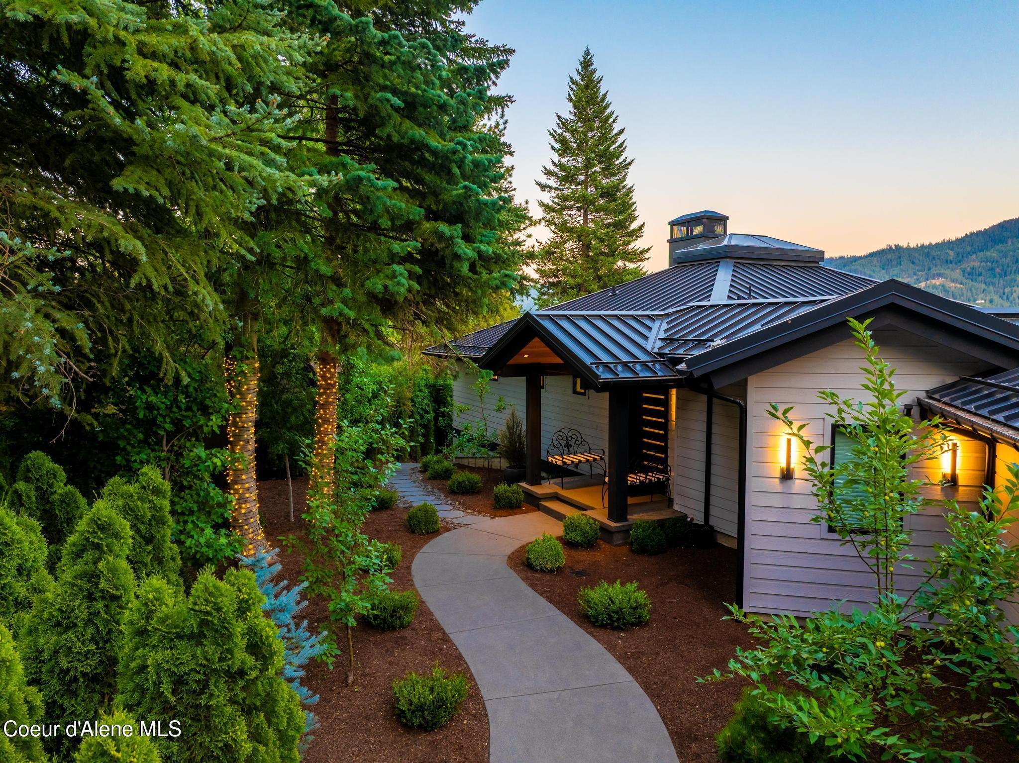 Image 3: Lakeview DR 2