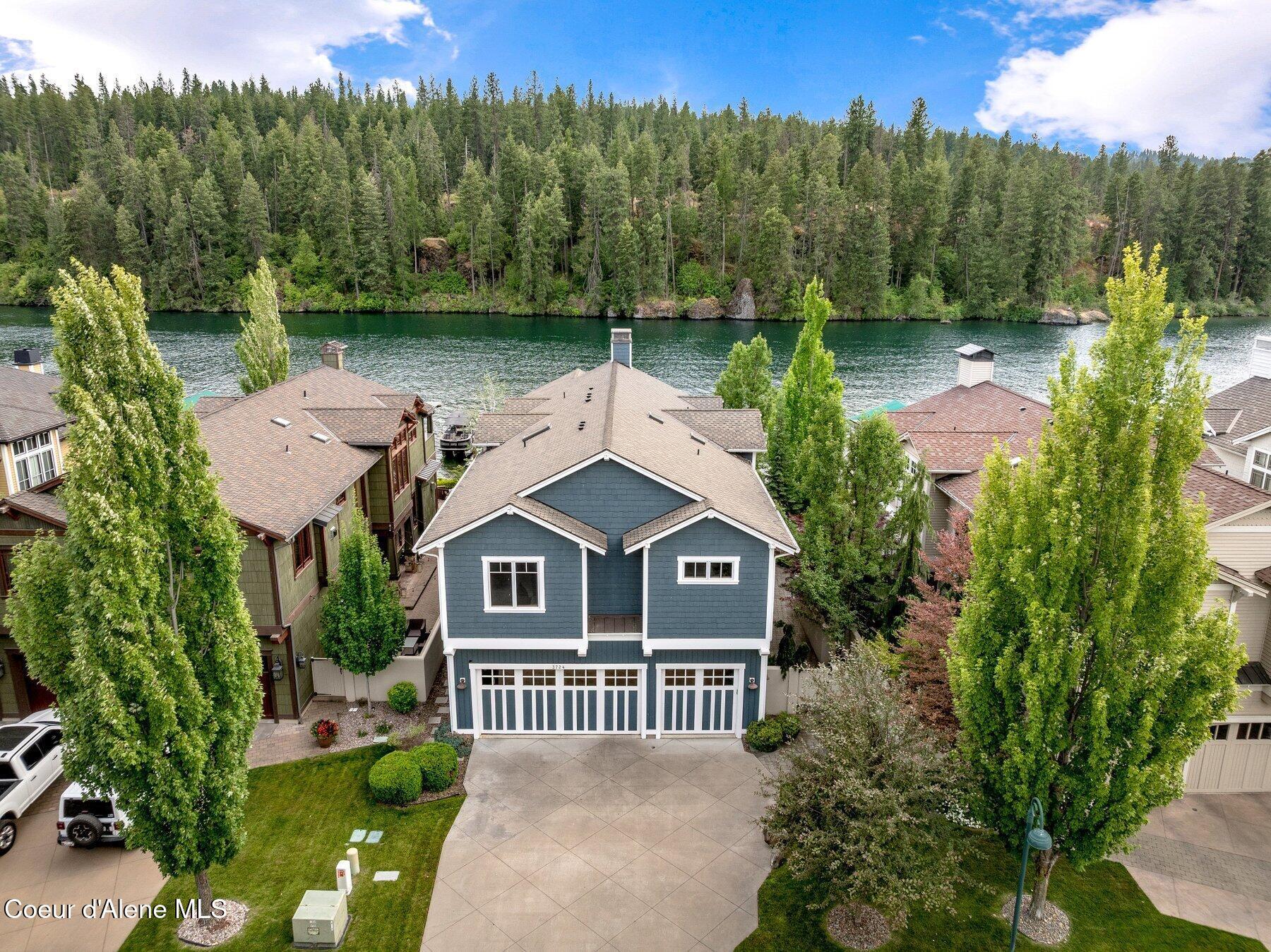 Image 2: 2-1 3724 W Shoreview Coeur d'Alene