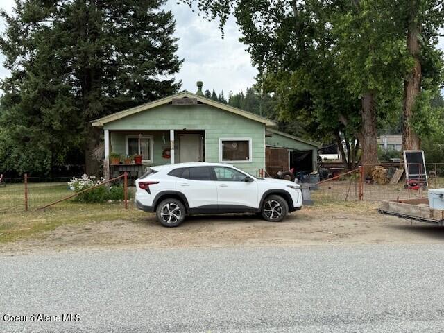 Image 1: 3