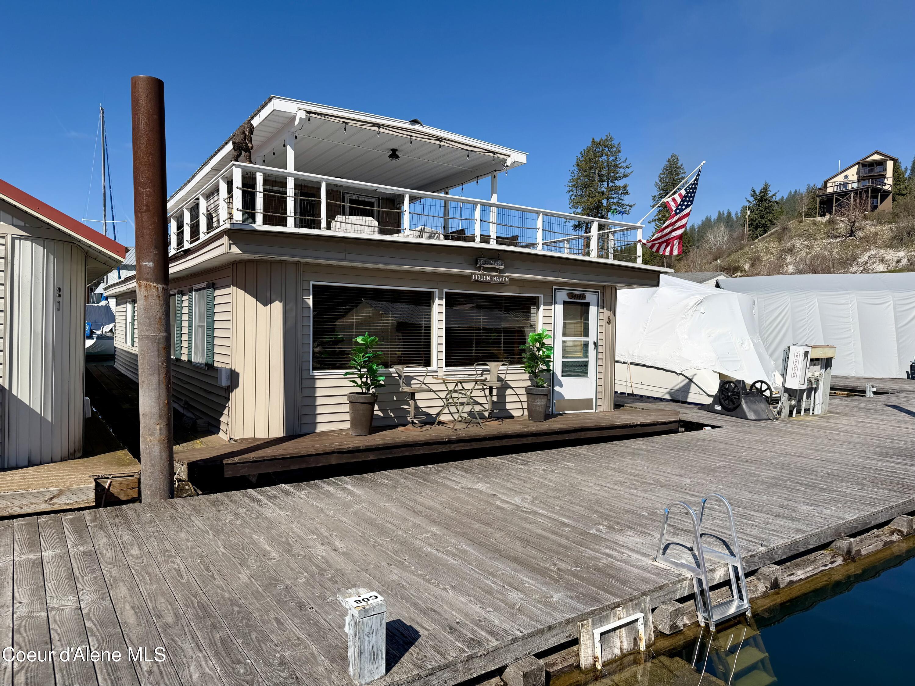 Image 2: FLOAT HOME