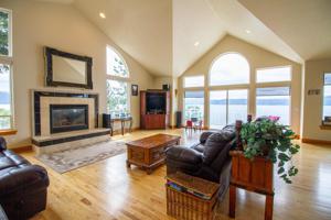 2765 S SILVER BEACH RD