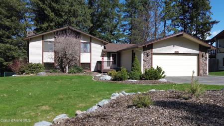 2213 E LOOKOUT DR