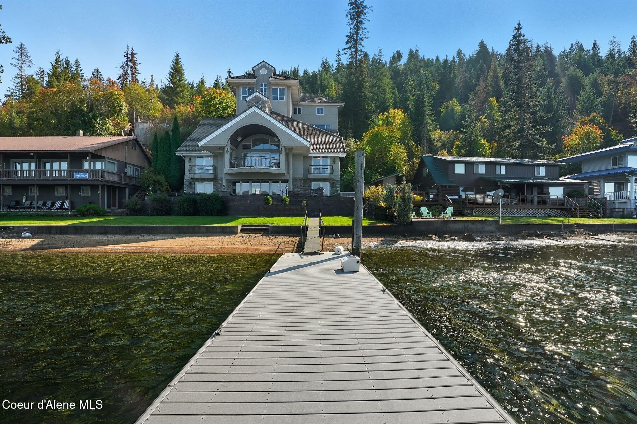 Image 1: Inside-Spokane-Seeweewana-235