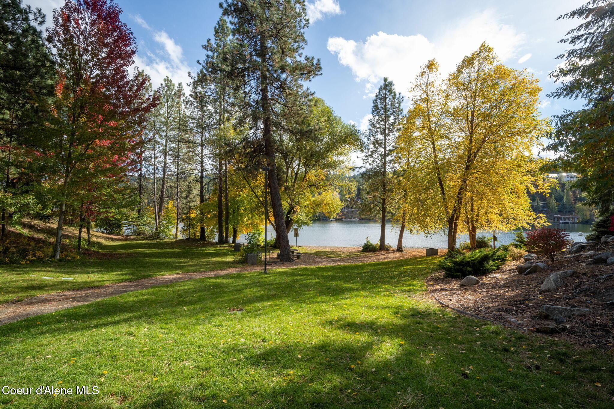 Image 4: beach and park 3