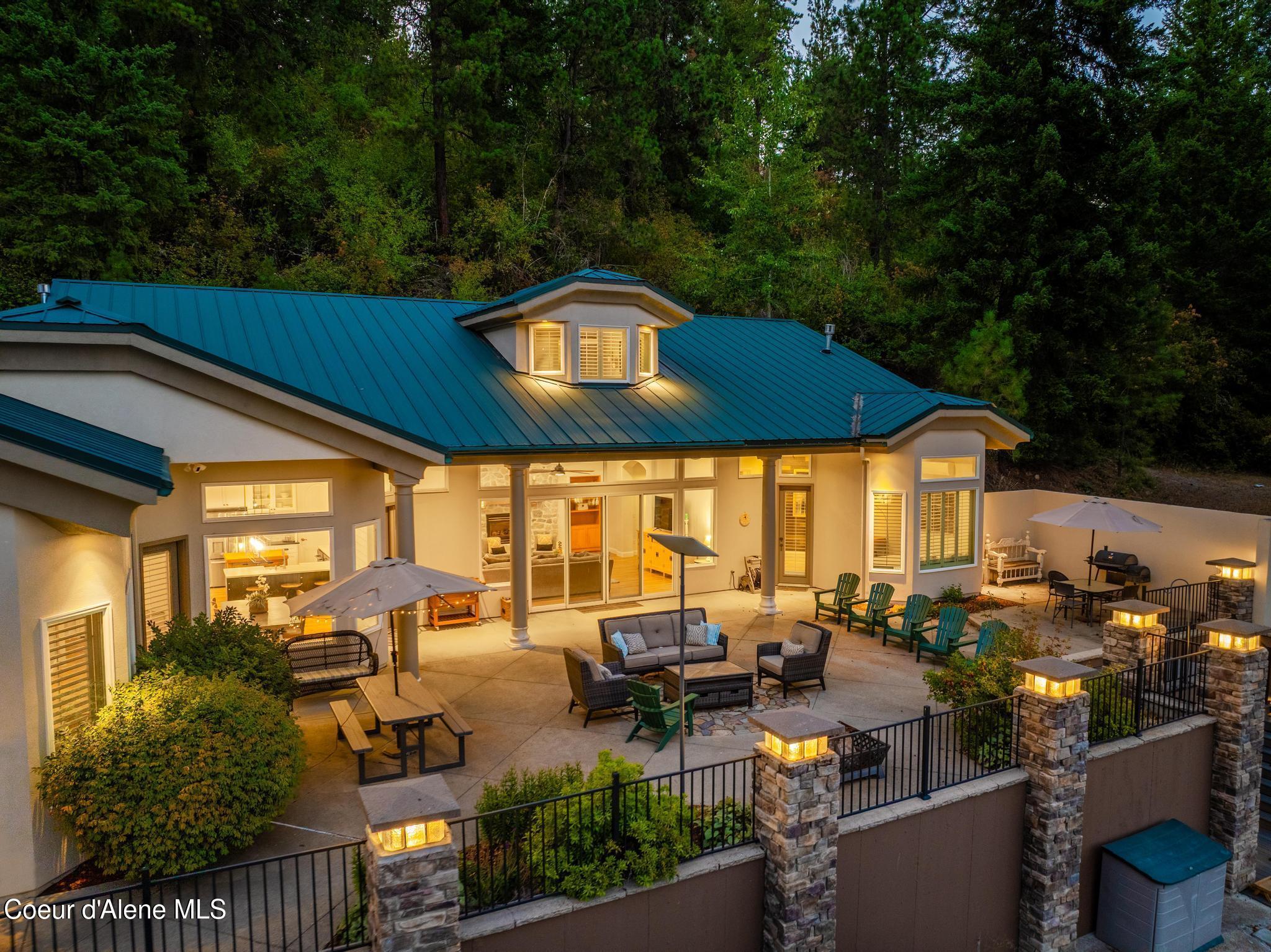 Image 3: Tena Twilights Peony11