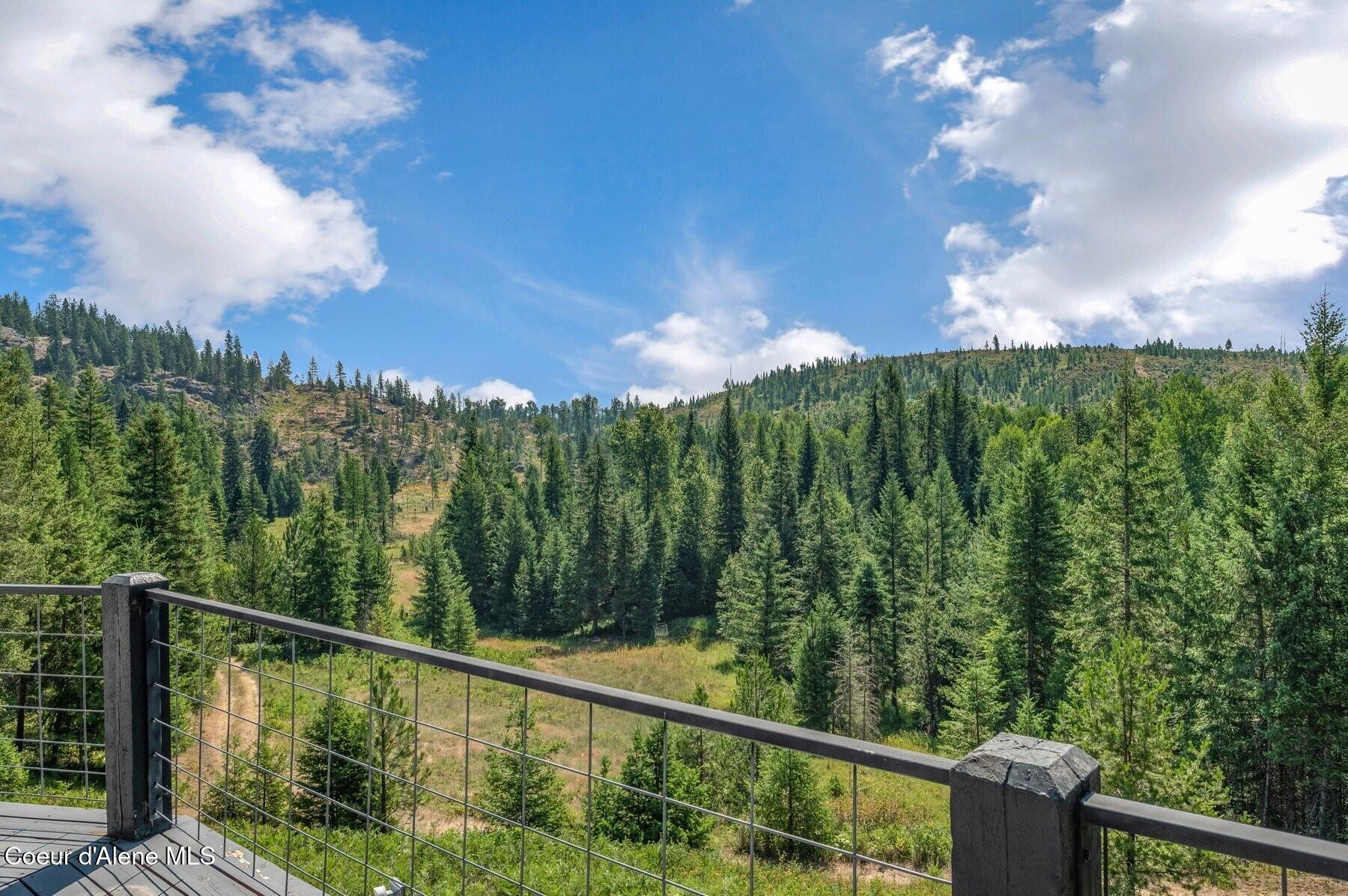 Image 4: Deck and Patio Views
