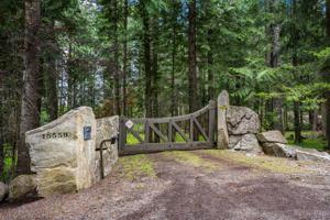 15559 E HAYDEN LAKE RD