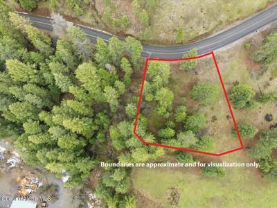 2586 E Fernan Hill RD