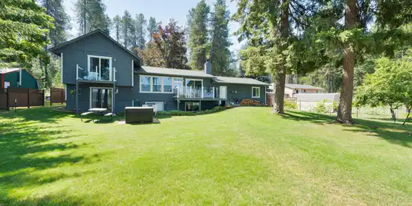 21 Lakeside
