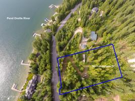 944 Lakeshore Dr