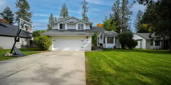 703 S OSPREY DR