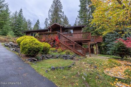 6028 Hayden Lake