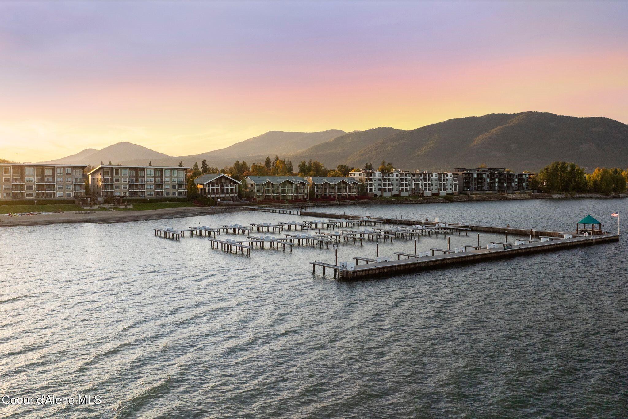 Image 3: Sandpoint's Premier Location