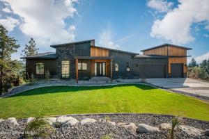 3750 E SKY HARBOR DR