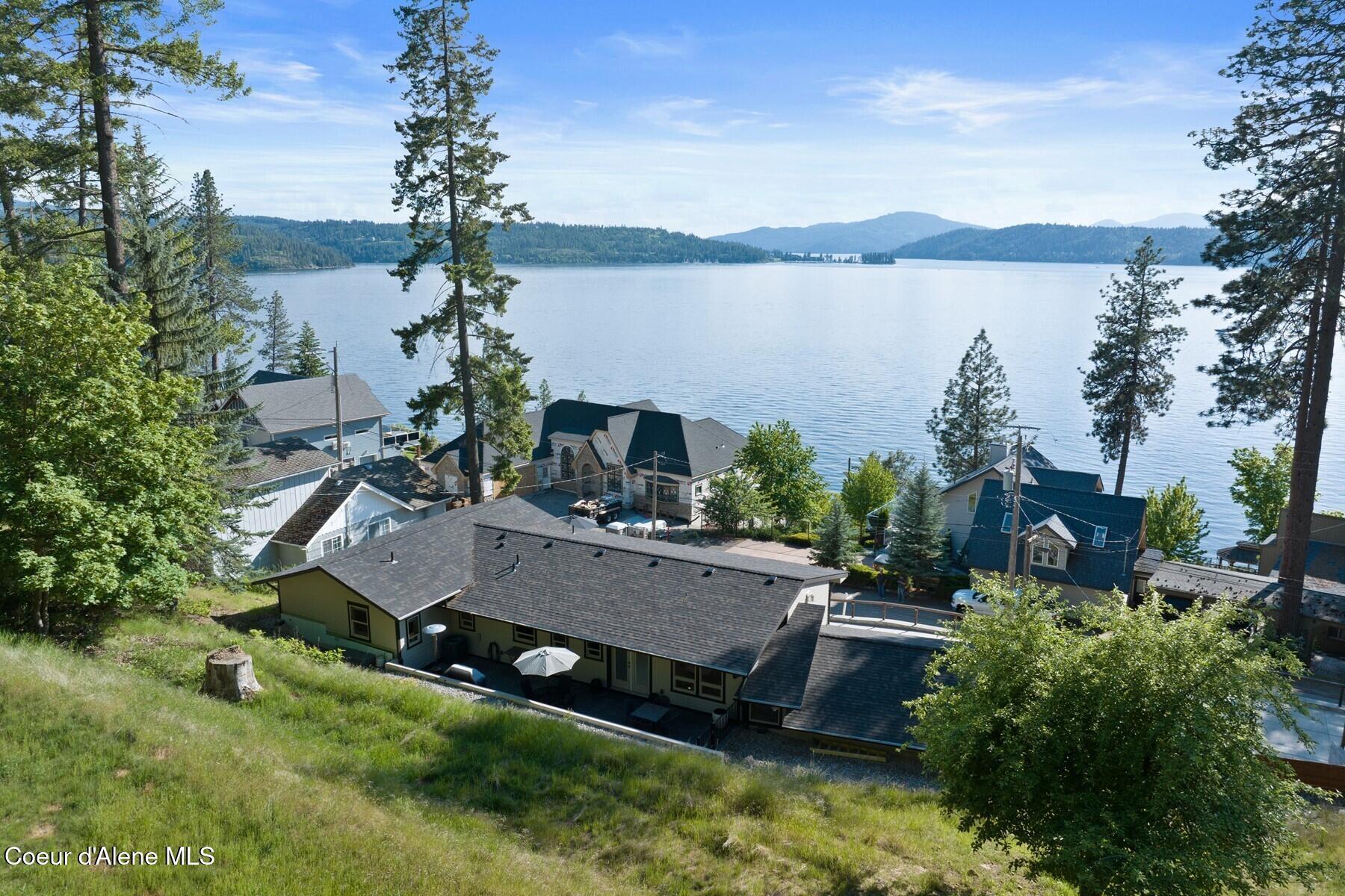 Image 3: Spectacular CdA Lake View Beauty