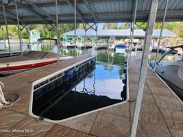 1100 Lakeshore Dr. #B3