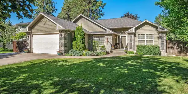 303 RIVERSIDE HARBOR