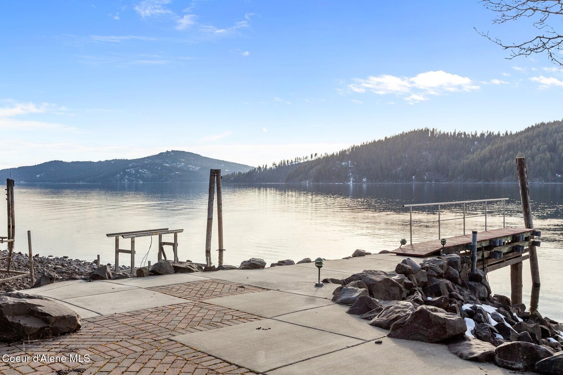 Image 3: Southwestern exposure