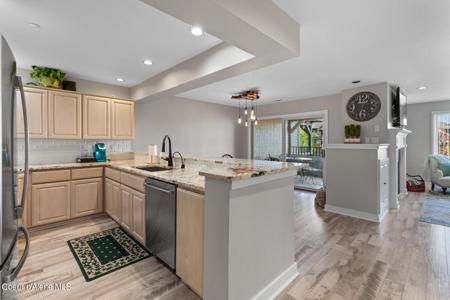 4724 S ARROW POINT DR Unit #106
