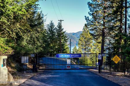 702 Glacier Loop Rd