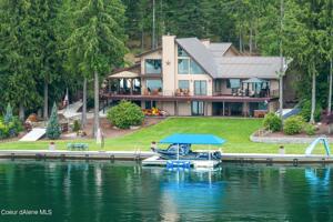 1663 Wooded Acres