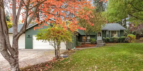 4930 WOODLAND