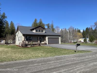 24 Knollwood Drive