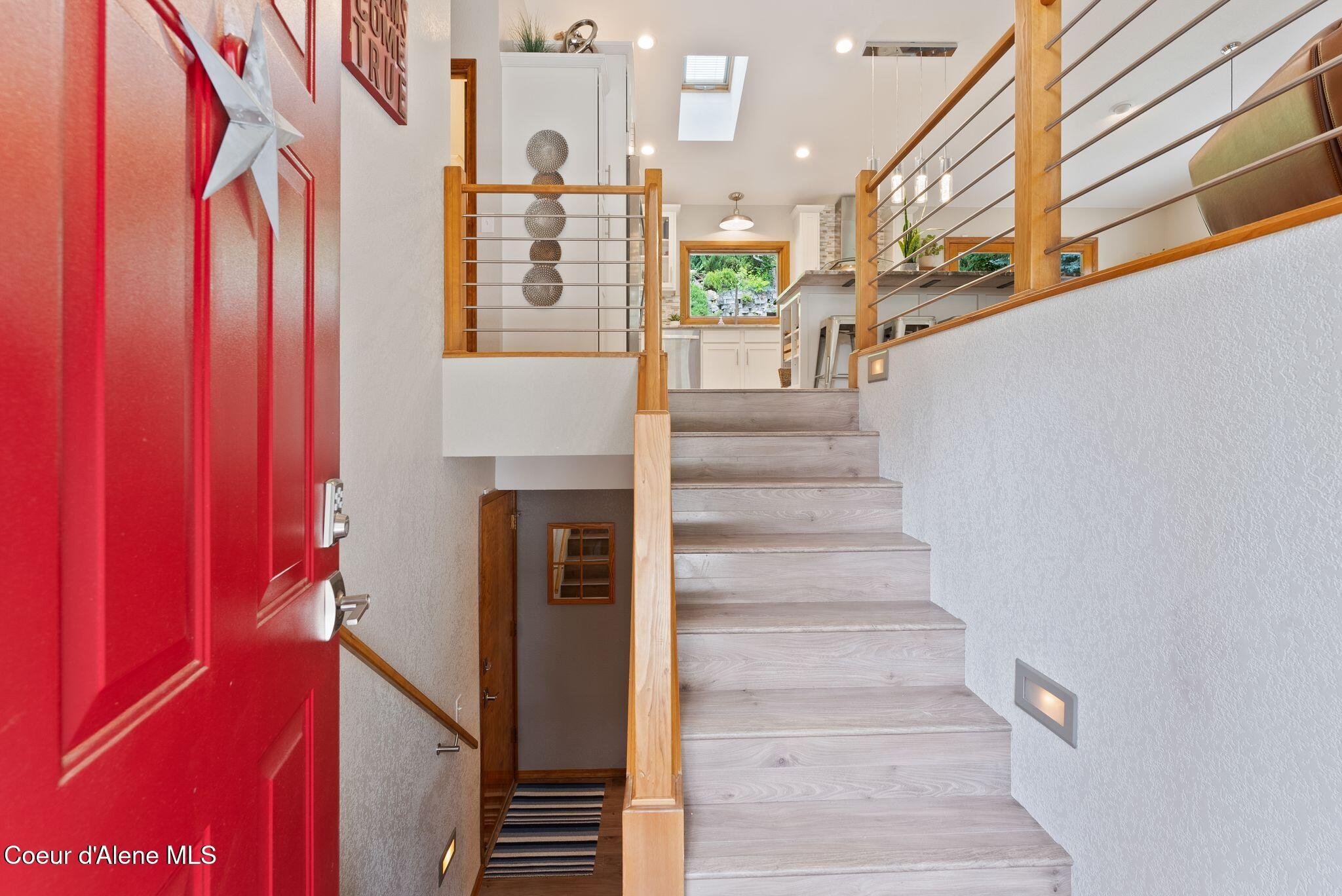 Image 4: Inside-Spokane-Fernan-4