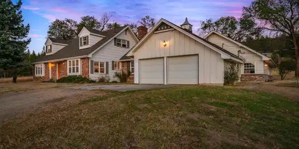 840 S CARPENTER LOOP