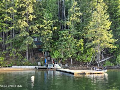 17914 S Spirit Lake Shore