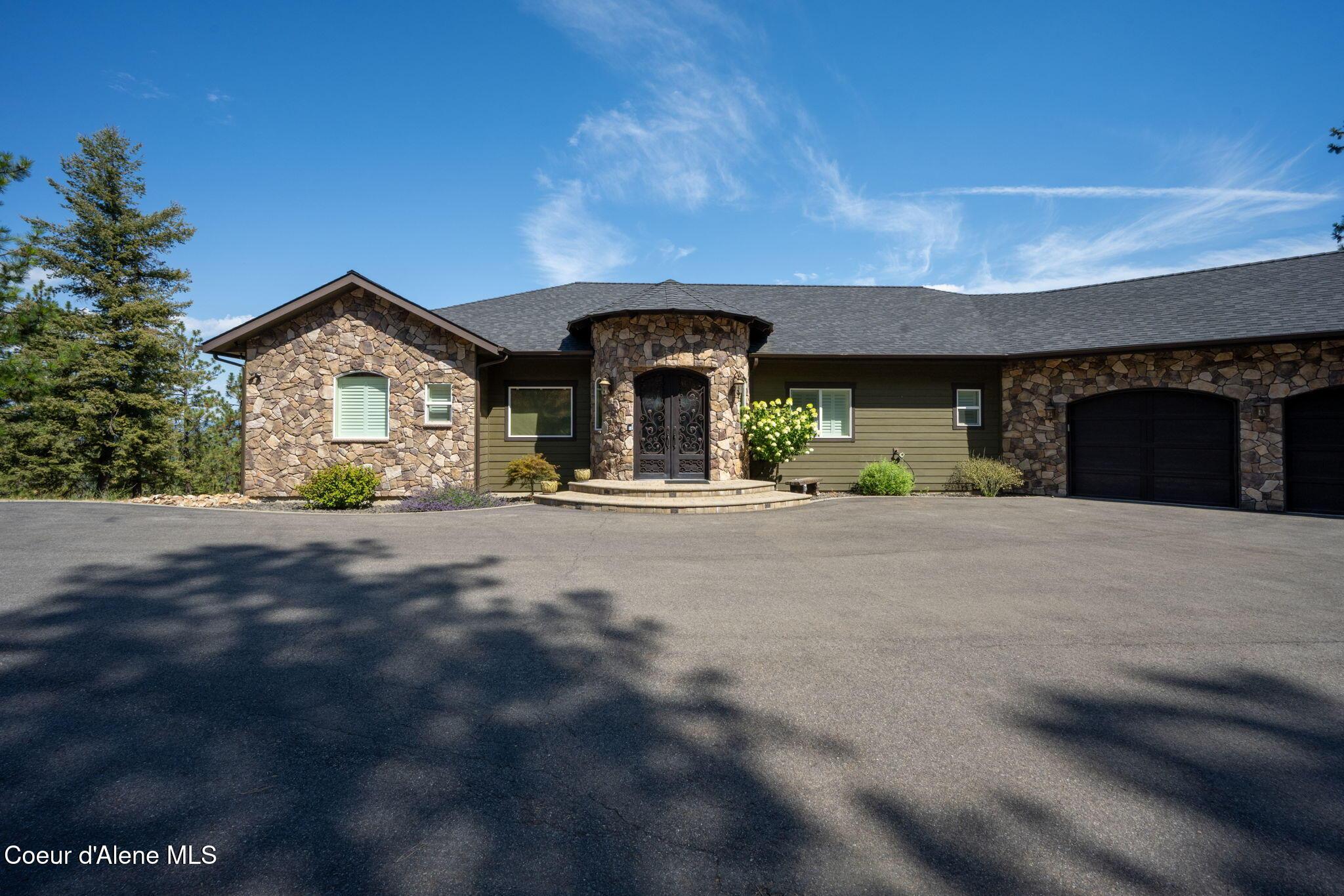 Image 3: Front of home