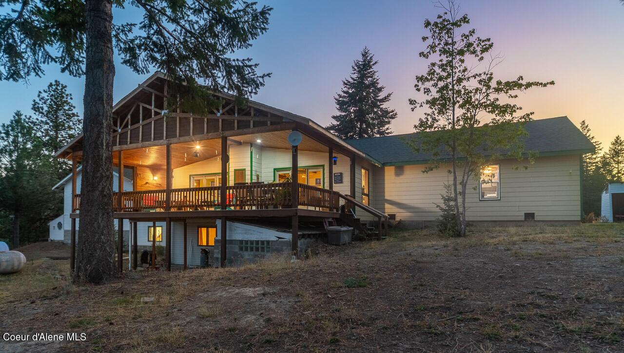 Image 1: Exterior twilight