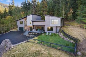 3578 E Lookout Dr