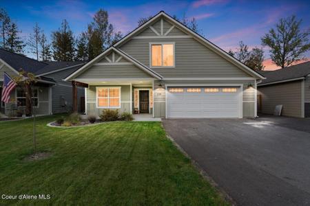 228 Jasper Loop
