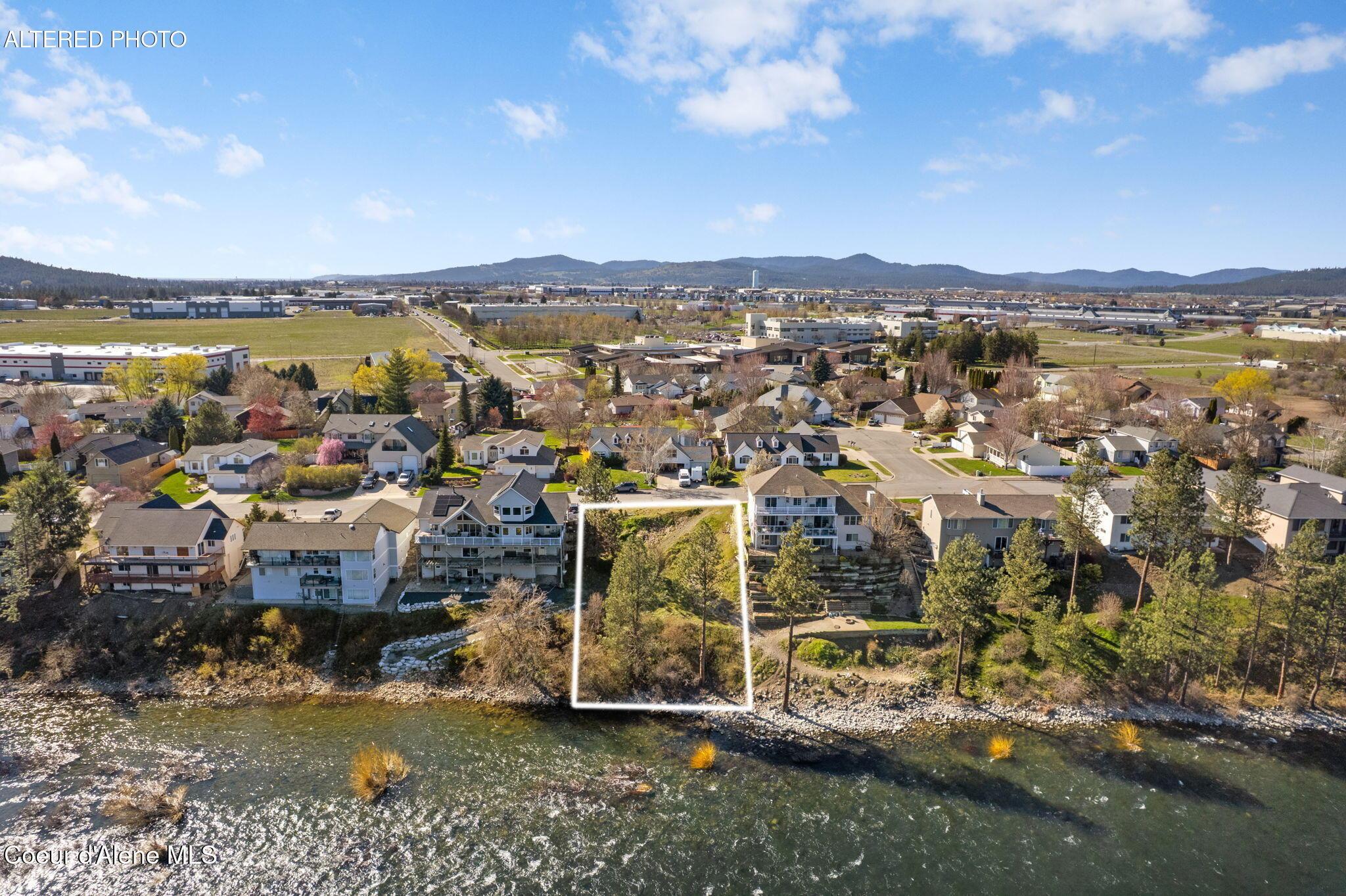 Image 2: 1-web-or-mls-DJI_0819