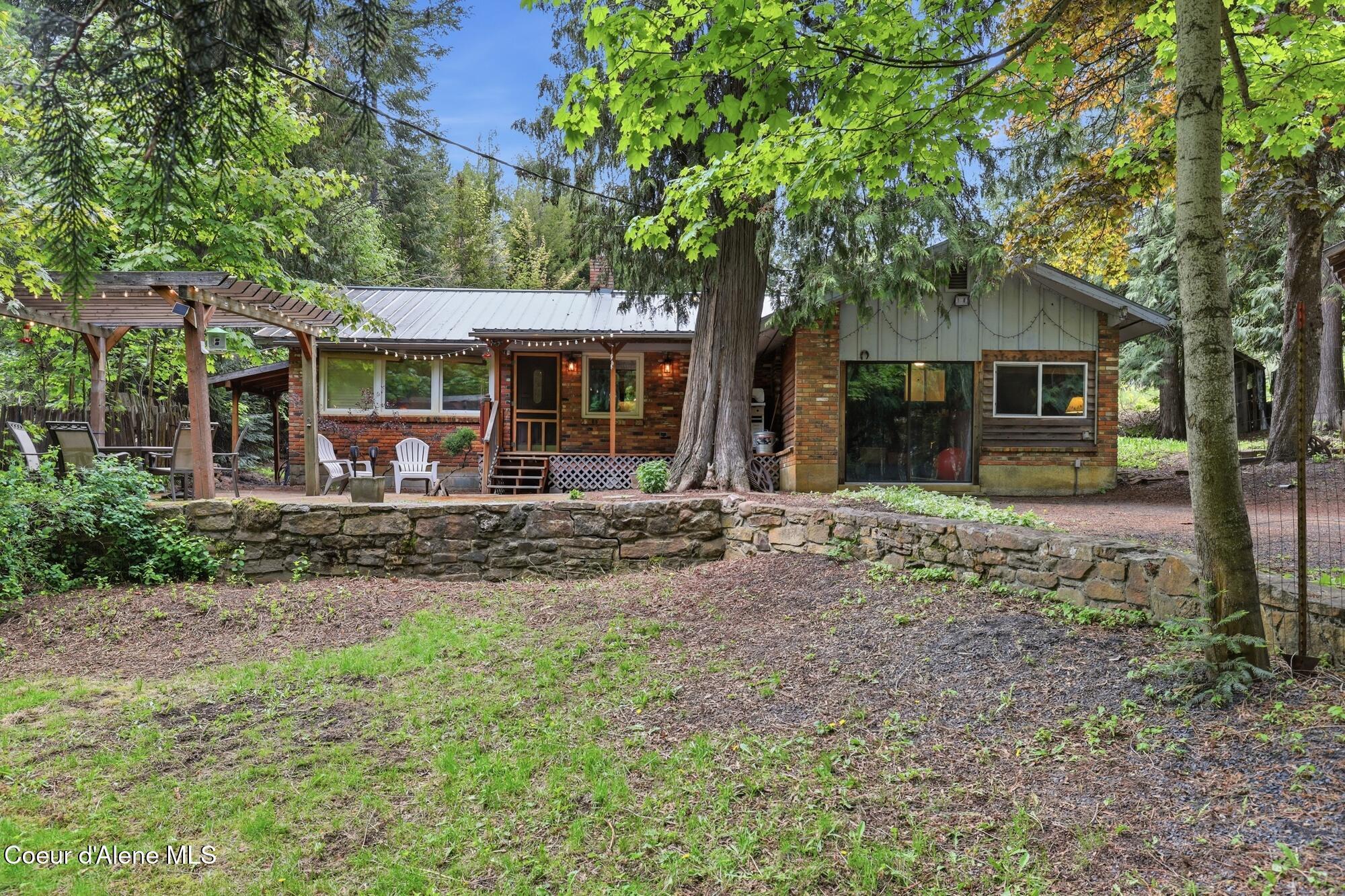 Image 1: 1_8993 w twin lakes rd