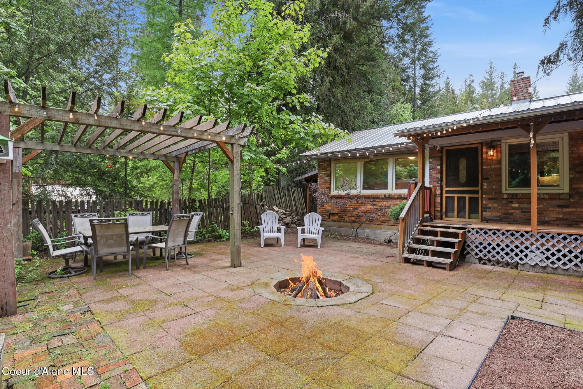 Image 2: 30_8993 w twin lakes rd