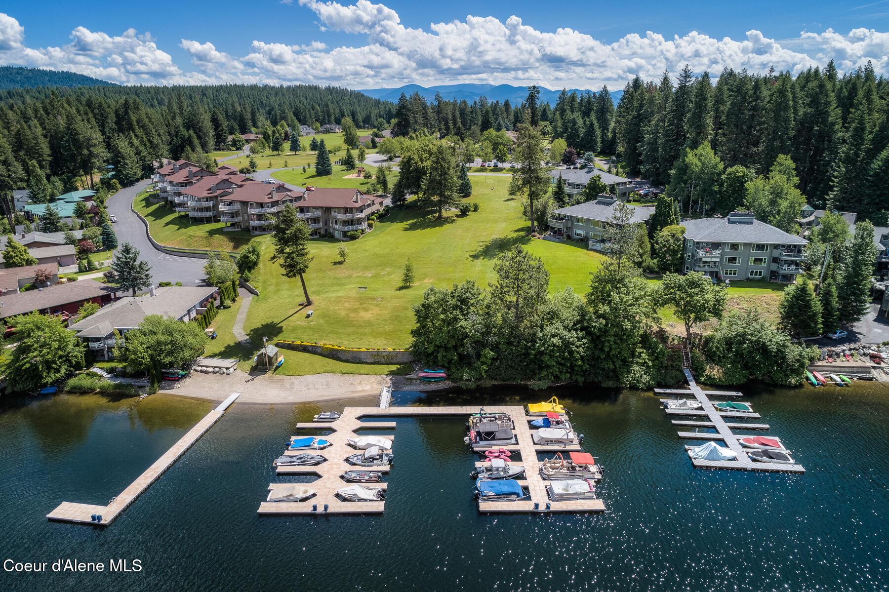 Image 2: Twin Lakes Village