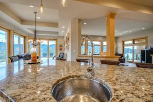 4320 E Burchell Dr