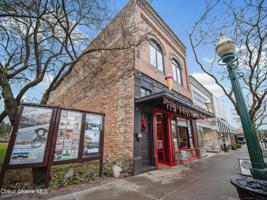 312 E SHERMAN AVE