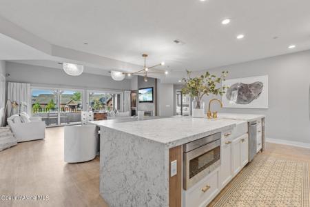 4732 S ARROW POINT DR Unit #304
