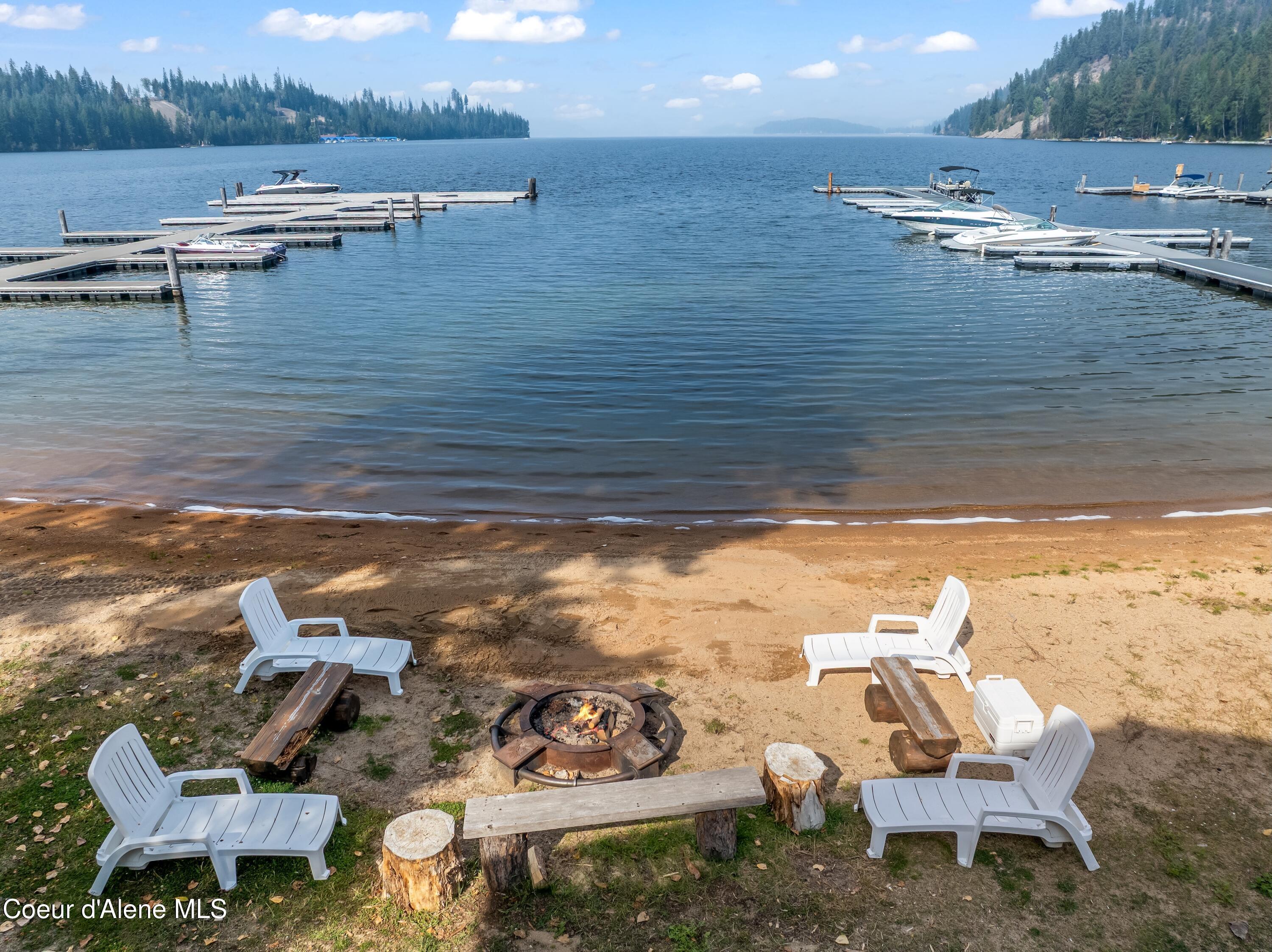 Image 4: Community Fire Pit