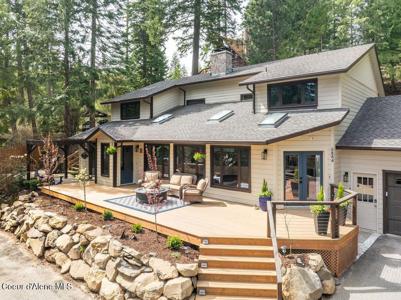 5884 E HAYDEN LAKE RD