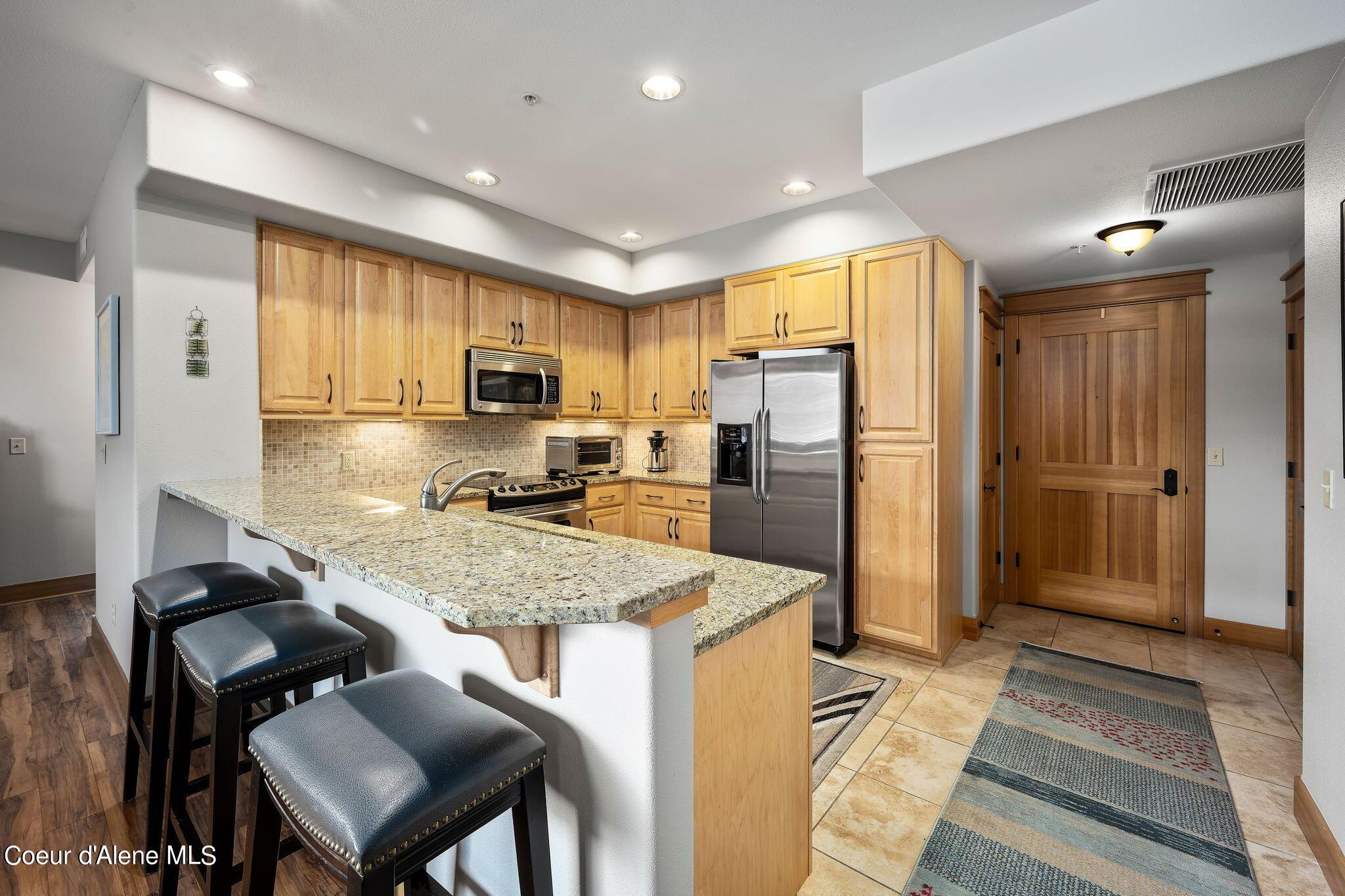 Image 2: 2151 N Riverstone Dr. #205