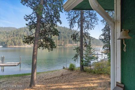 19684 E Lagrande AND lot 5A Bates