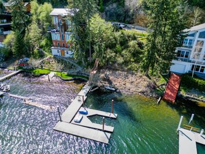 233 W Steamboat Dr