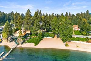 1107 LAKESHORE