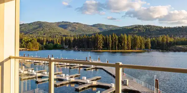 415 W WATERSIDE DR Unit 301