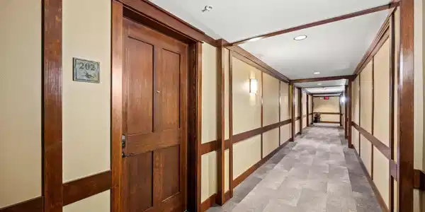 Image 4: Front door